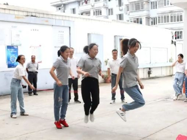 趣享運動(dòng)，喜迎亞運— —康宏電子第三屆員工運動(dòng)會(huì )